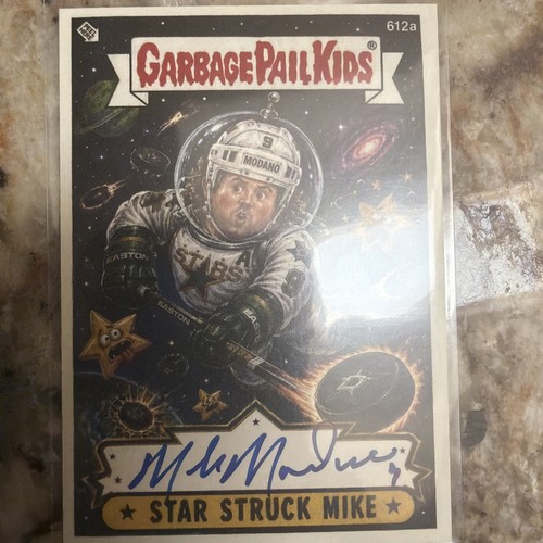 Mike modano autograph garbage - modano,