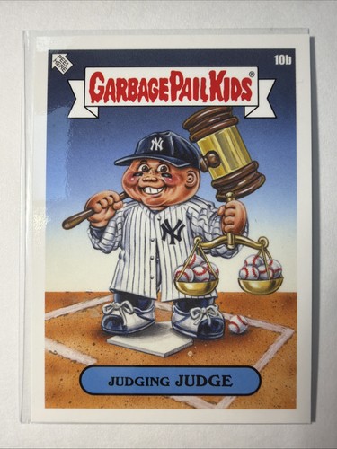 Aaron judging judge 2023 topps - aaron,